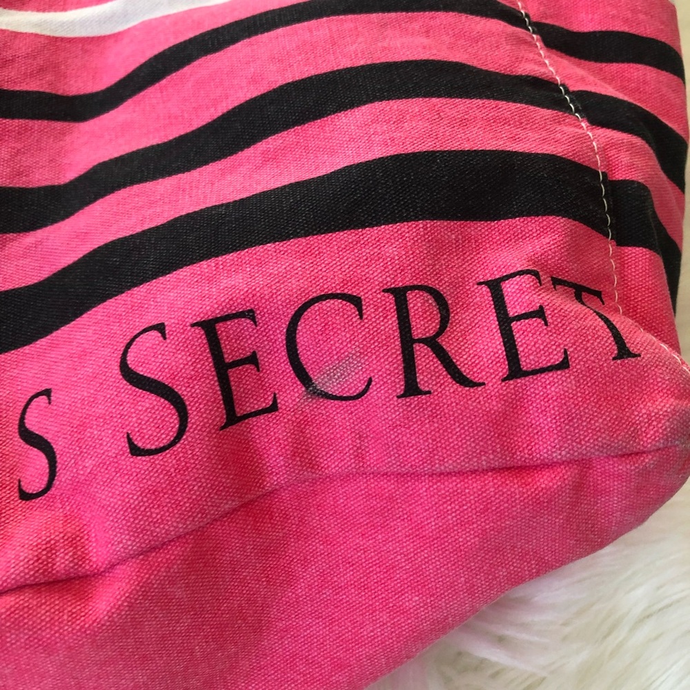 Victoria Secret Nautical Tote Bag - beach bag - Picture 3 of 5